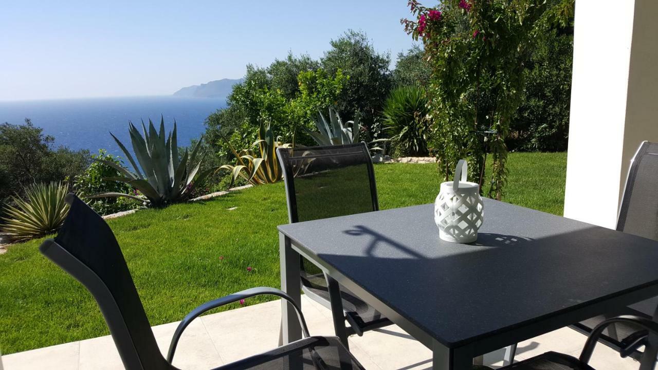 Villa Olivia Pentátion Exterior photo